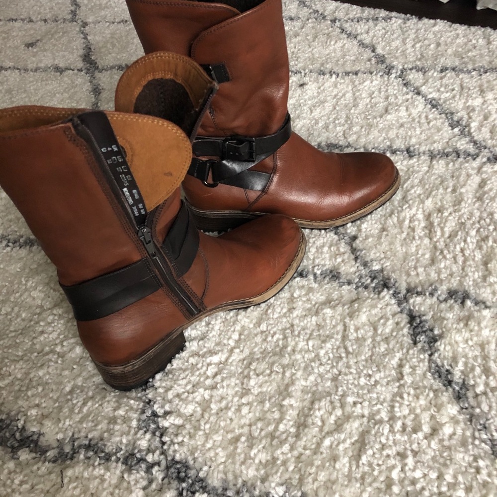 Clark’s boots